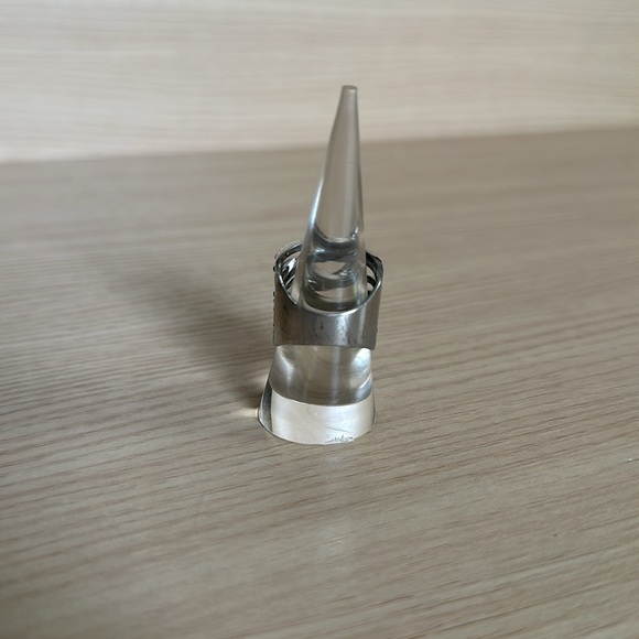 Express Silver and Black Ring 8 - Picture 3 of 11